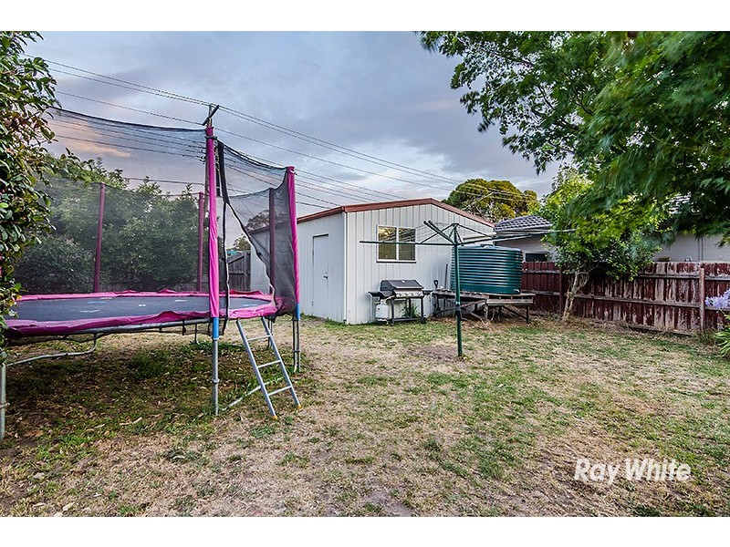 24 Camms Road, Cranbourne VIC 3977