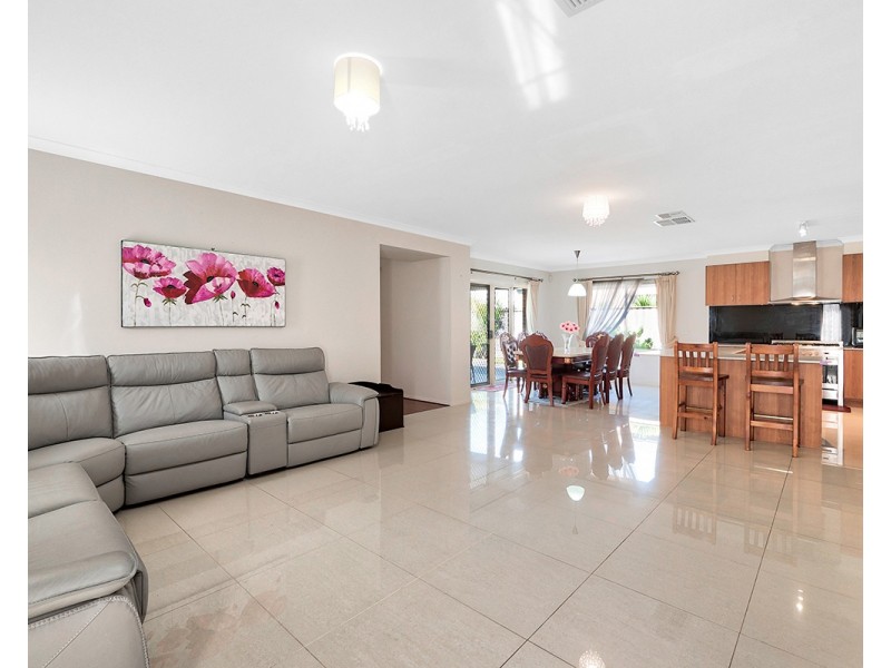 17 Carbine Way, Lyndhurst VIC 3975