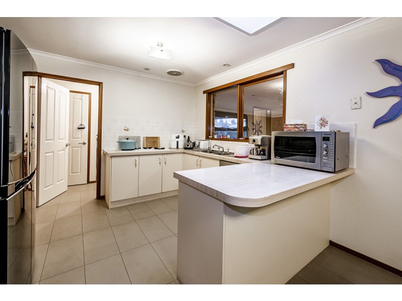 3 Celebration Court, Cranbourne West VIC 3977