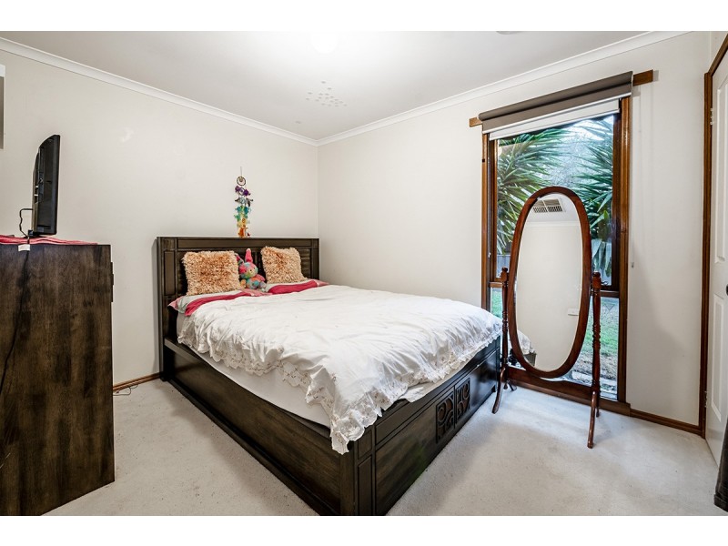 3 Celebration Court, Cranbourne West VIC 3977