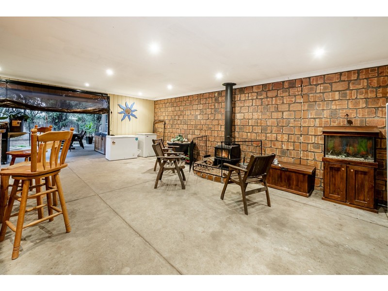 3 Celebration Court, Cranbourne West VIC 3977