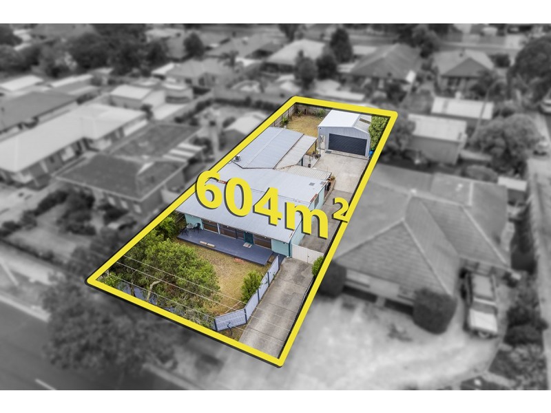 64 Circle Drive North, Cranbourne VIC 3977