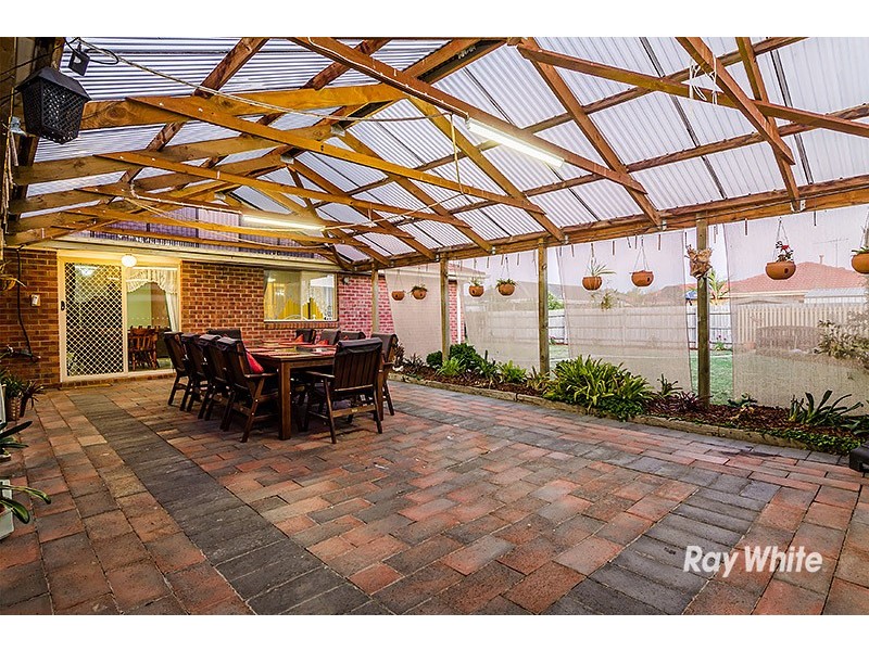 10 Connor Mews, Cranbourne East VIC 3977