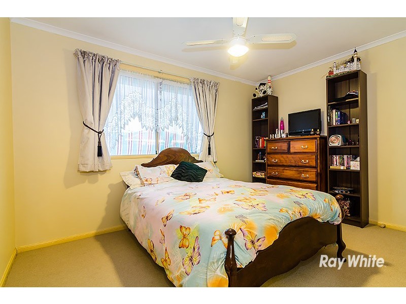 10 Connor Mews, Cranbourne East VIC 3977