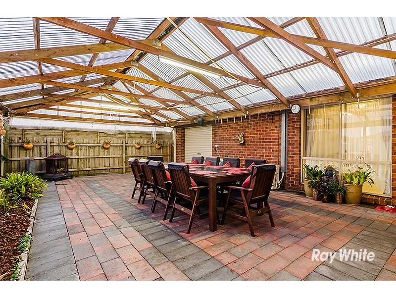 10 Connor Mews, Cranbourne East VIC 3977