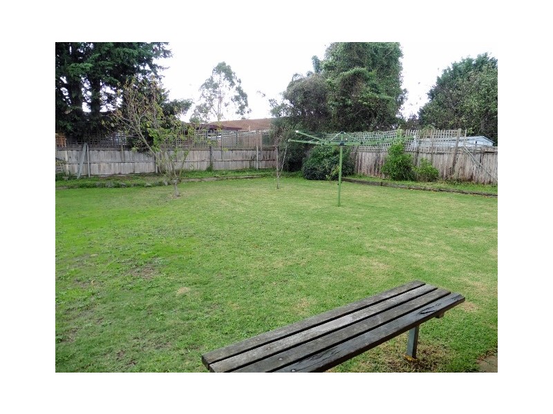 47 Courtenay Avenue, Cranbourne North VIC 3977