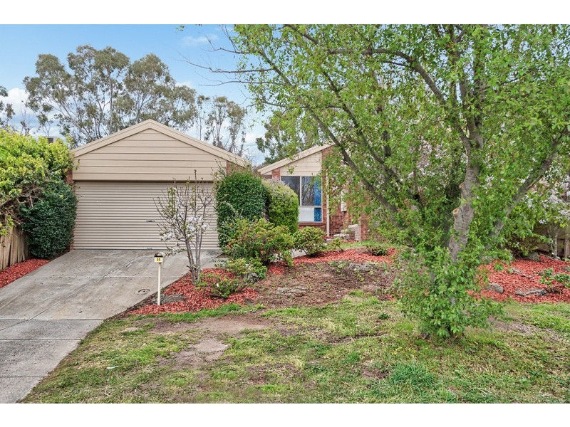 11 Culcairn Court, Narre Warren South VIC 3805