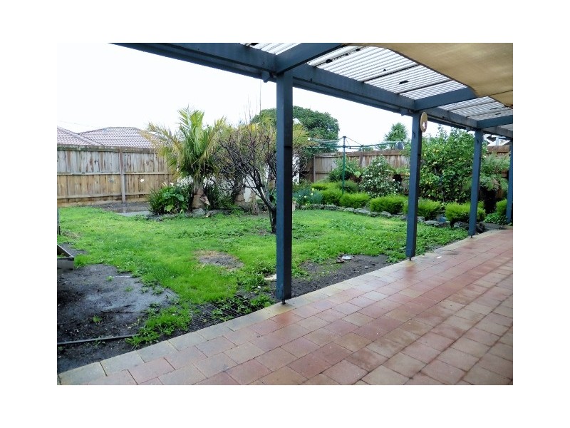 29 Eliza Street, Cranbourne North VIC 3977