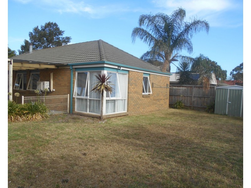 7 Eliza Street, Cranbourne North VIC 3977