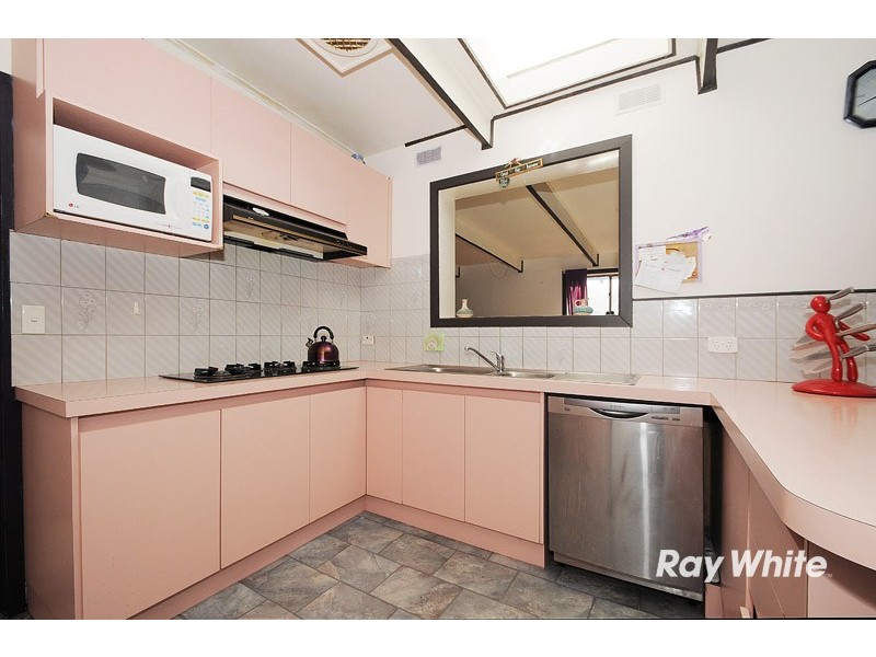 16 Fenfield Street, Cranbourne VIC 3977