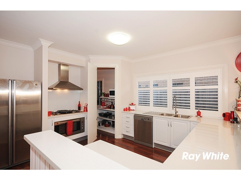 20 Flash Dan Drive, Cranbourne East VIC 3977