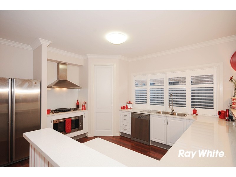 20 Flash Dan Drive, Cranbourne East VIC 3977