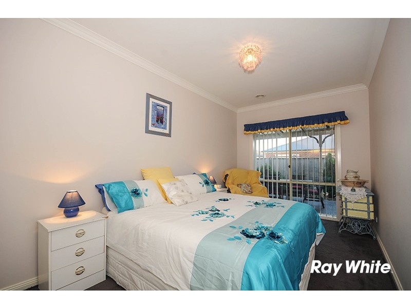 20 Flash Dan Drive, Cranbourne East VIC 3977