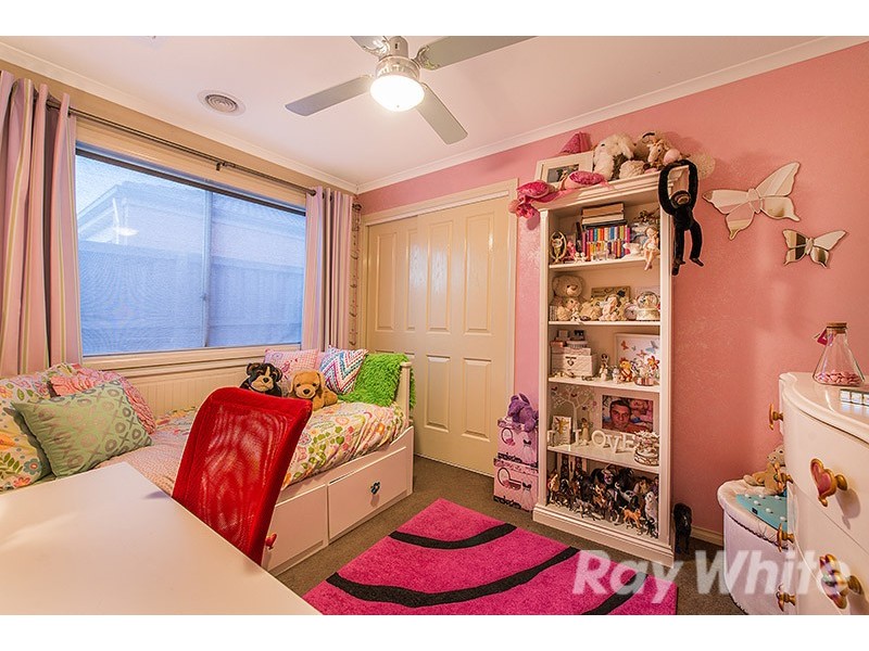 21 Forest Oak Court, Cranbourne VIC 3977