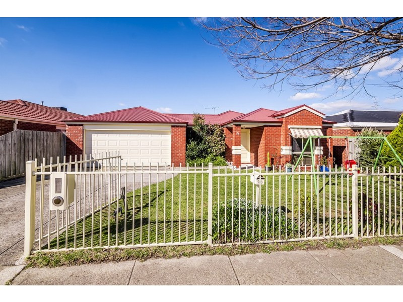 26 Genista Road, Cranbourne West VIC 3977