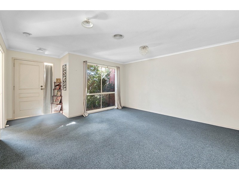 26 Genista Road, Cranbourne West VIC 3977