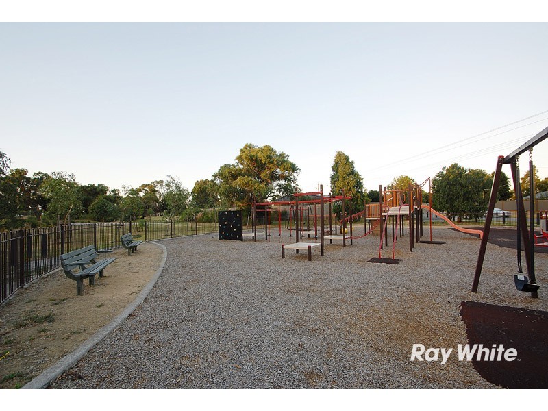 37 Glendoon Road, Junction Village VIC 3977