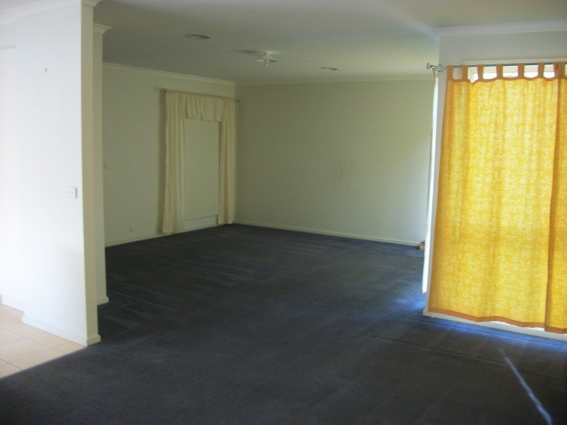 15 Incana Court, Cranbourne West VIC 3977