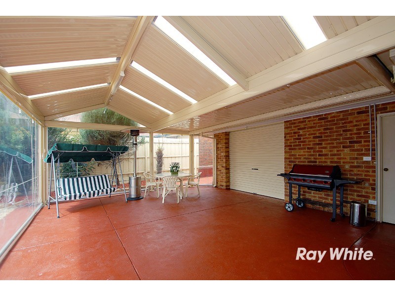4 Jagger Circuit, Cranbourne East VIC 3977