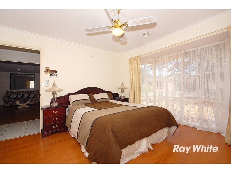 4 Jagger Circuit, Cranbourne East VIC 3977