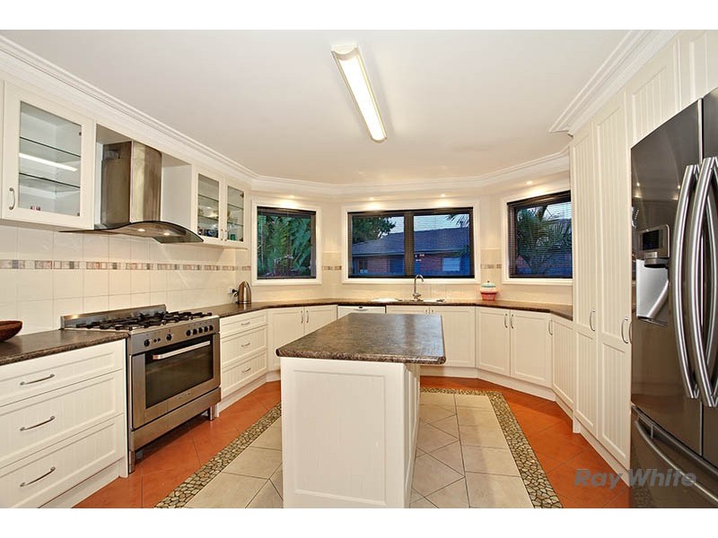 25 Joyce Street, Cranbourne West VIC 3977