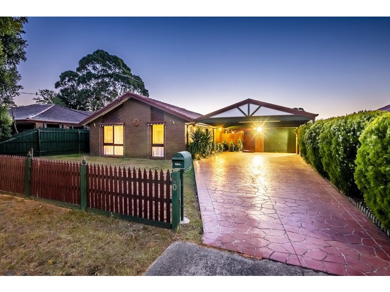40 Lamont Crescent, Cranbourne VIC 3977