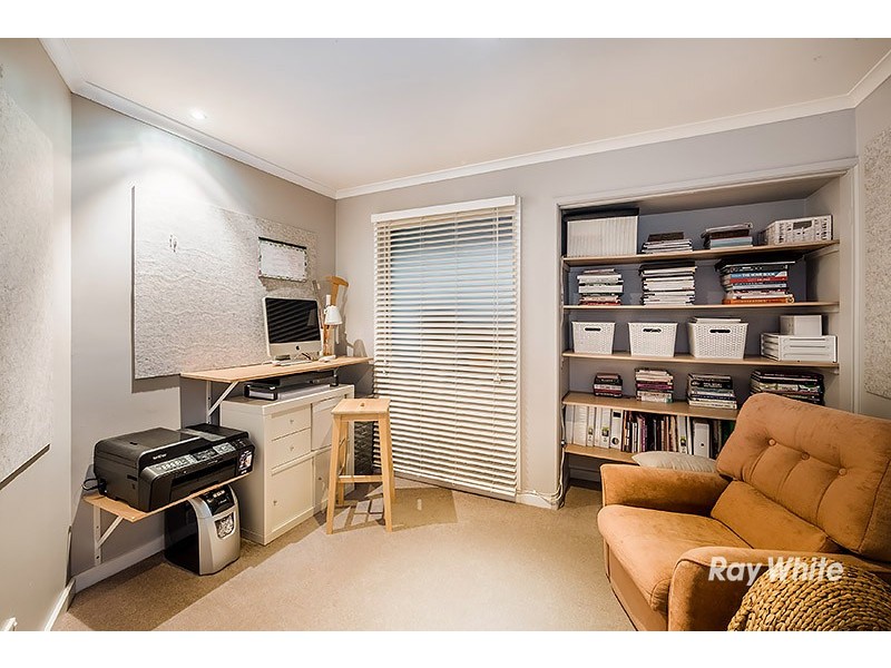 91 Lesdon Avenue, Cranbourne VIC 3977