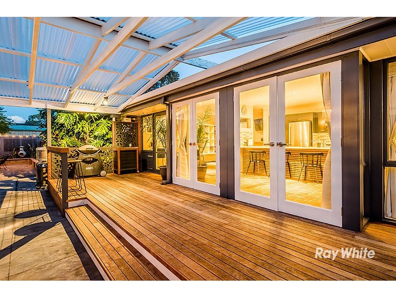 91 Lesdon Avenue, Cranbourne VIC 3977