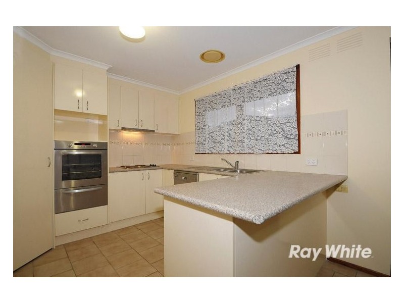 13 MacArthur Drive, Cranbourne VIC 3977