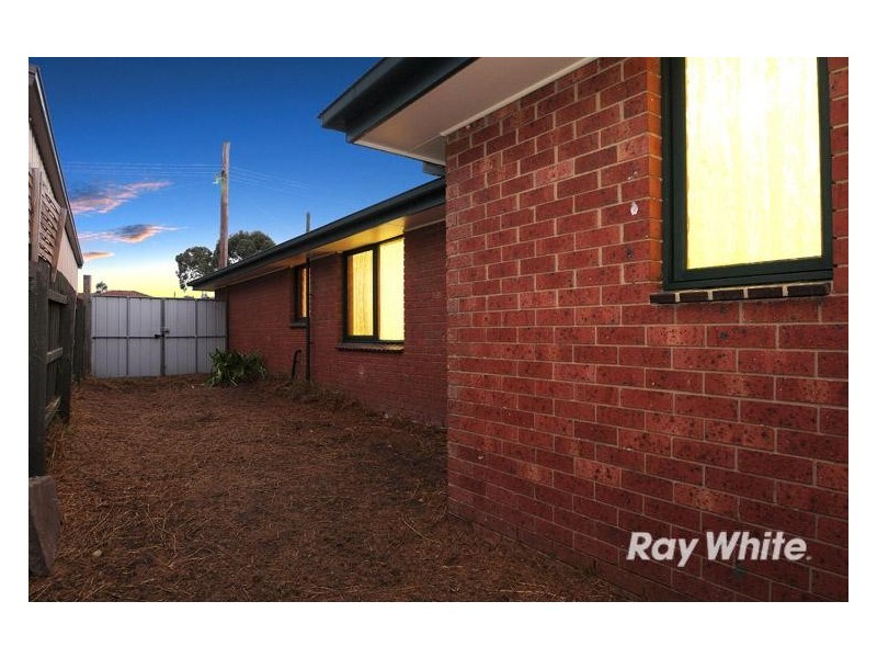 13 MacArthur Drive, Cranbourne VIC 3977