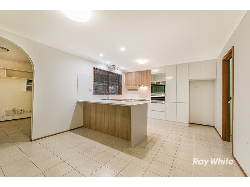 31 Marylyn Place, Cranbourne VIC 3977