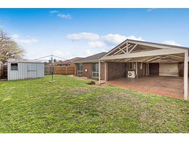 46 Merribah Way, Cranbourne West VIC 3977