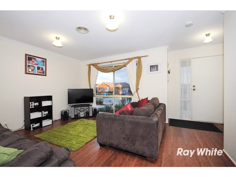 30 Miralie Way, Cranbourne West VIC 3977