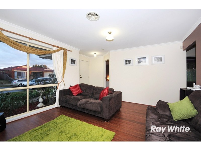 30 Miralie Way, Cranbourne West VIC 3977