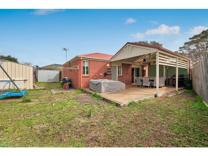 58 Navarre Drive, Cranbourne West VIC 3977