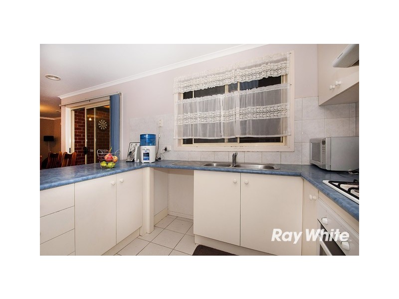 1 Nerrena Rise, Cranbourne West VIC 3977