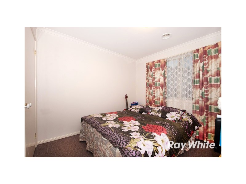 1 Nerrena Rise, Cranbourne West VIC 3977