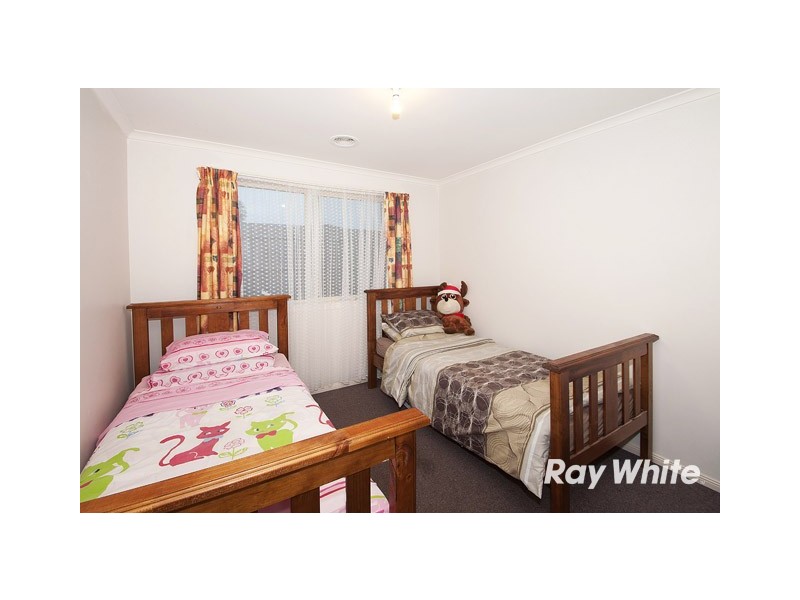 1 Nerrena Rise, Cranbourne West VIC 3977