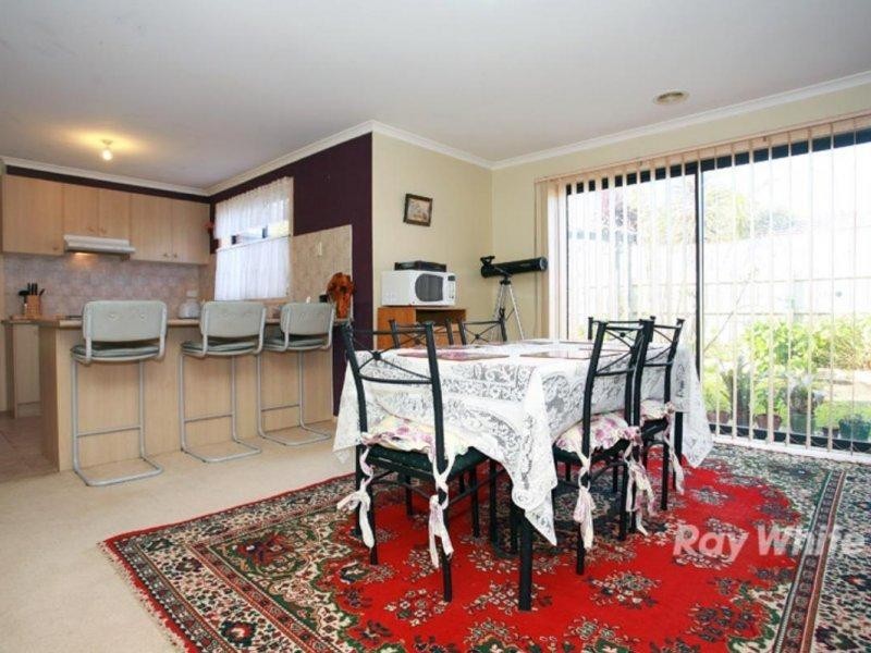 7 Nerrena Rise, Cranbourne West VIC 3977