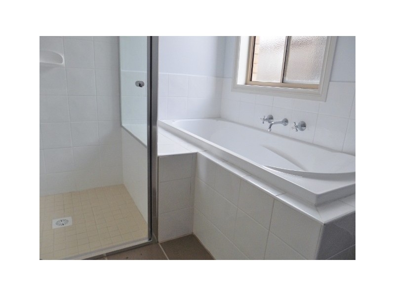 19 Pepperbush Circuit, Cranbourne VIC 3977