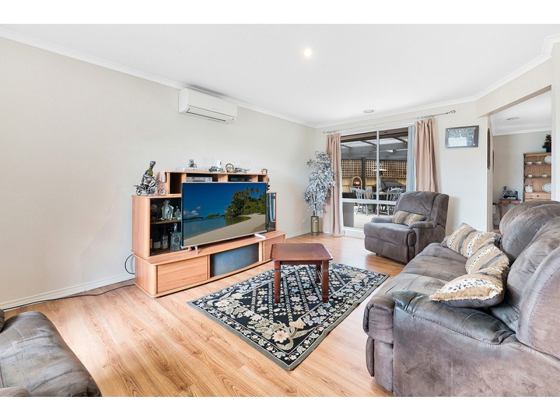 45 Raisell Road, Cranbourne West VIC 3977