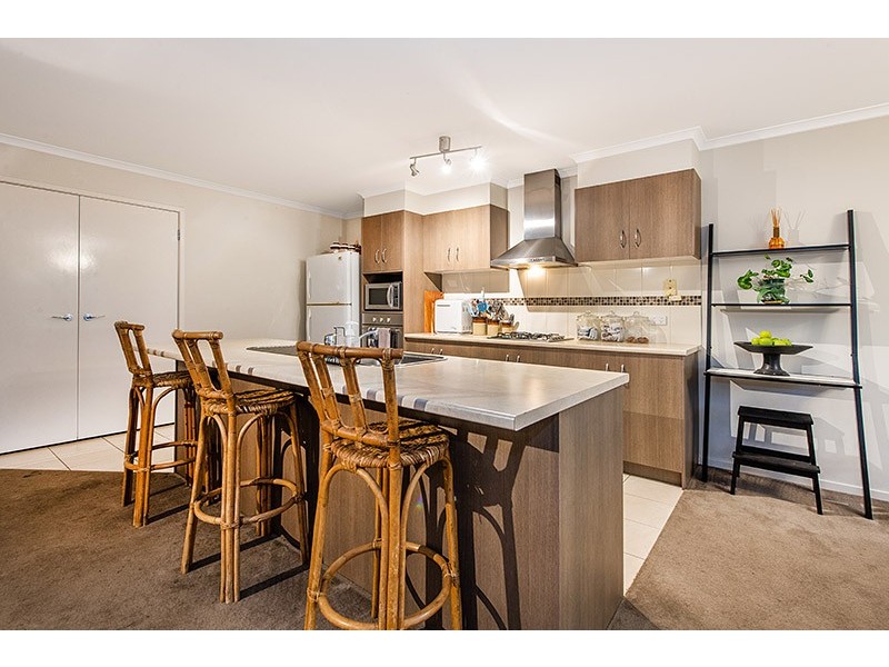 7 Reynard Place, Cranbourne East VIC 3977
