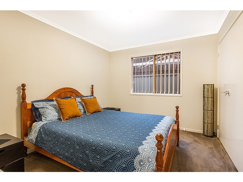 7 Reynard Place, Cranbourne East VIC 3977