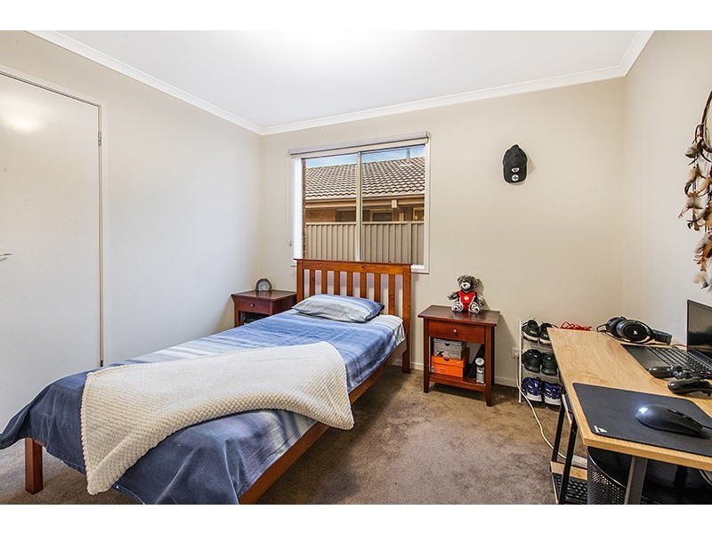 7 Reynard Place, Cranbourne East VIC 3977