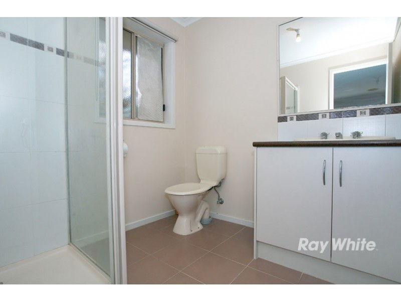 91 Scotsdale Drive, Cranbourne East VIC 3977