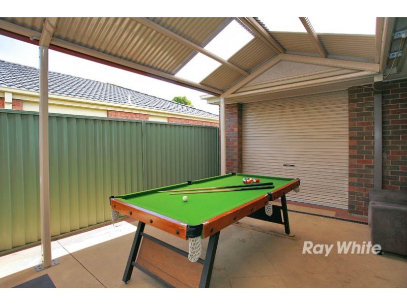 91 Scotsdale Drive, Cranbourne East VIC 3977