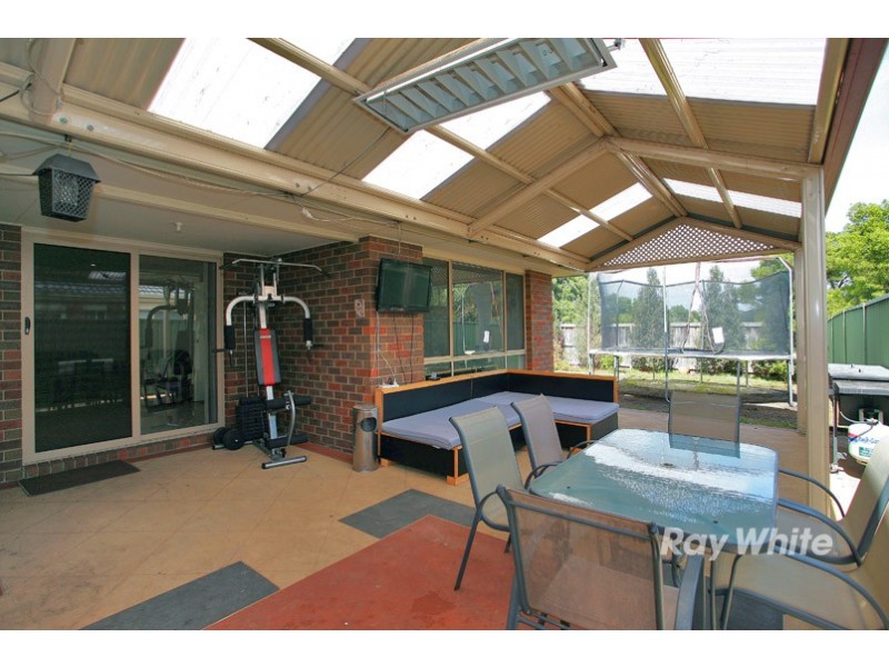 91 Scotsdale Drive, Cranbourne East VIC 3977