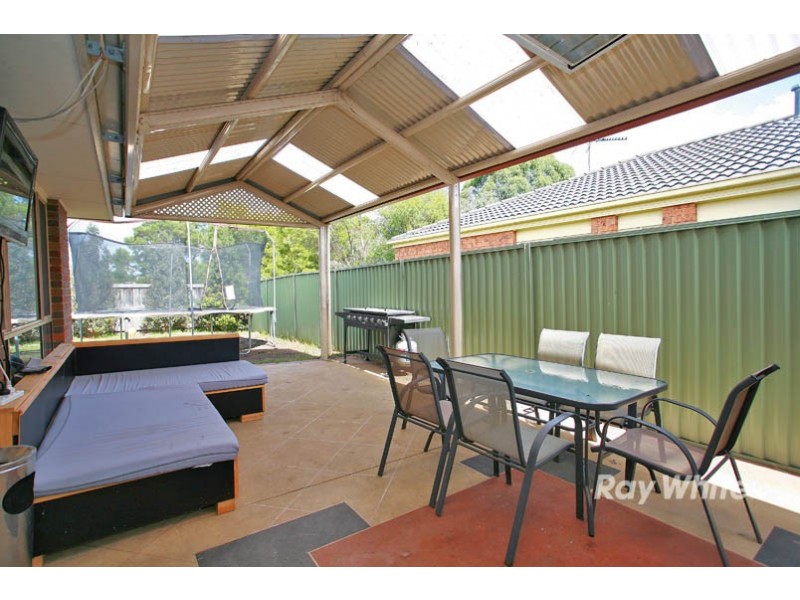 91 Scotsdale Drive, Cranbourne East VIC 3977