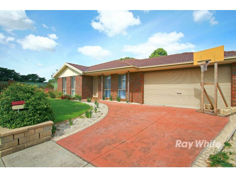 91 Scotsdale Drive, Cranbourne East VIC 3977
