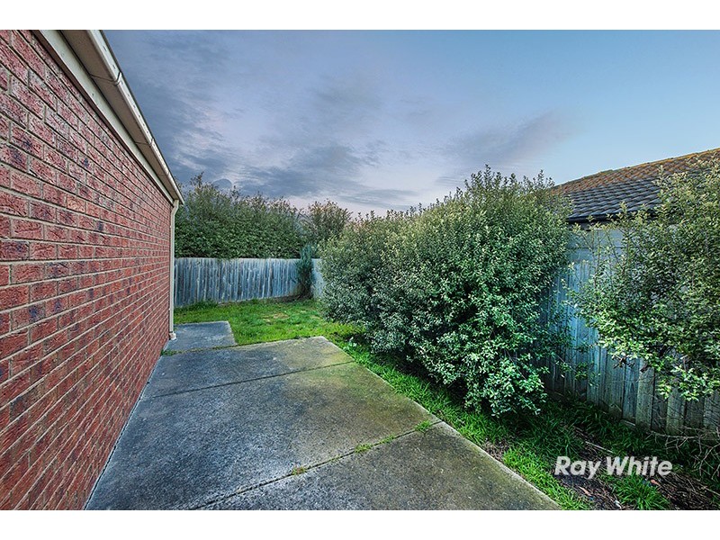 29a Staunton Walk, Cranbourne East VIC 3977